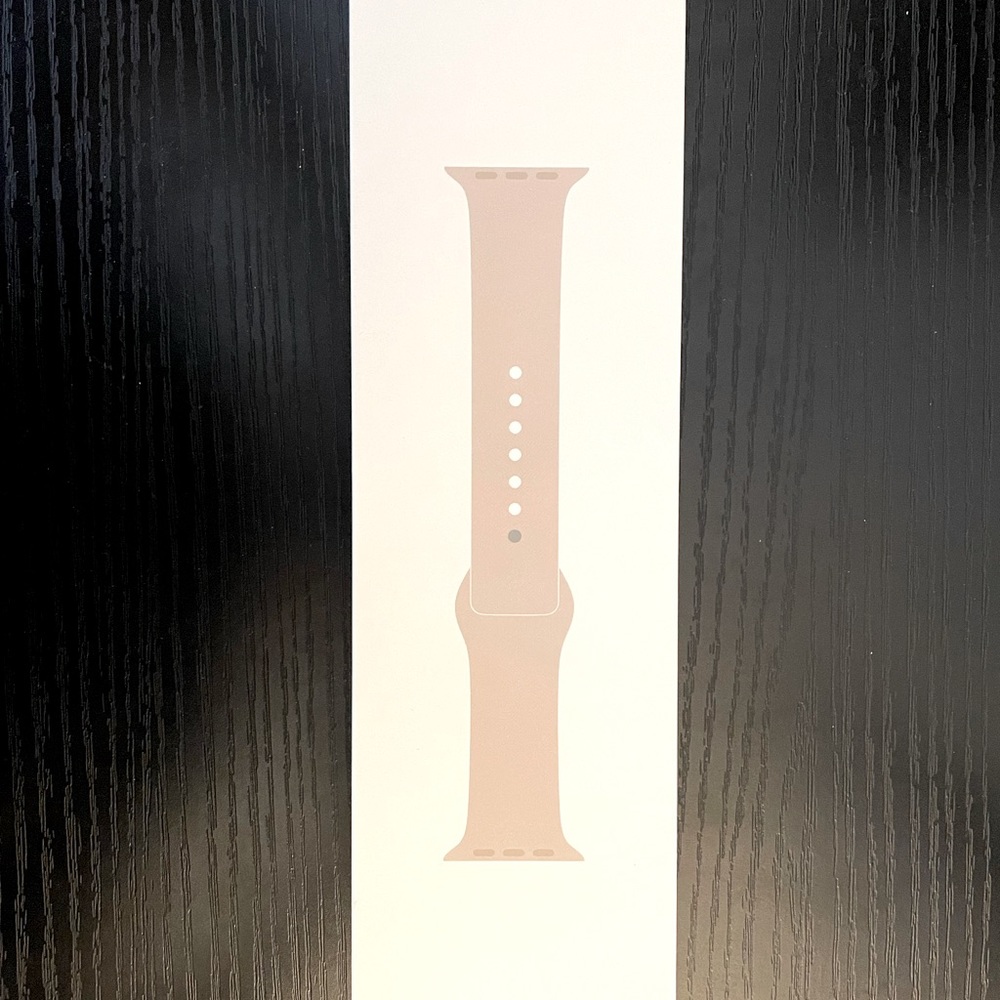 NIB Apple Watch SportBand in Starlight